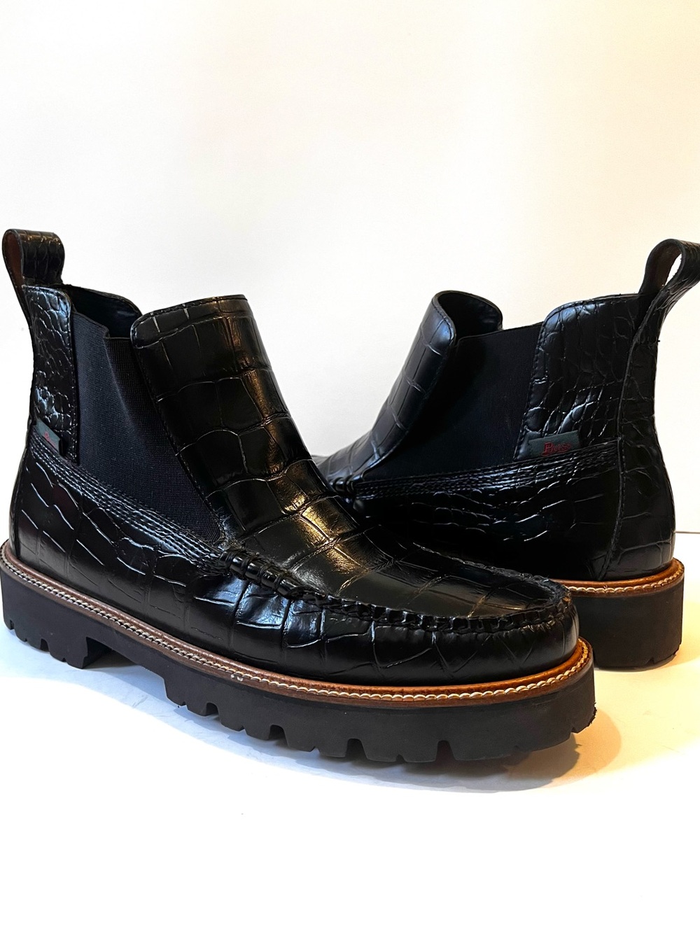 G.H. BASS CROCO Black Leather Croc-Embossed Chelsea Lug Sole Boots 11M
